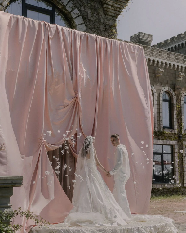 Trend: Folklore, Fantasy & Fairytale-Inspired Weddings
