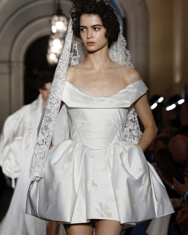 40 Show-Stopping Corset Wedding Dresses from the 2026 Bridal Collections