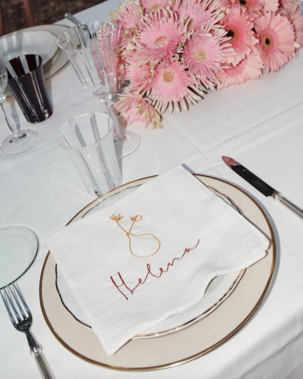 30 Creative Place Card Ideas for Summer Weddings & Events