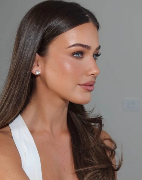 <a href="https://www.instagram.com/p/DYRfiguh75b/">Tahlia Liapis</a>