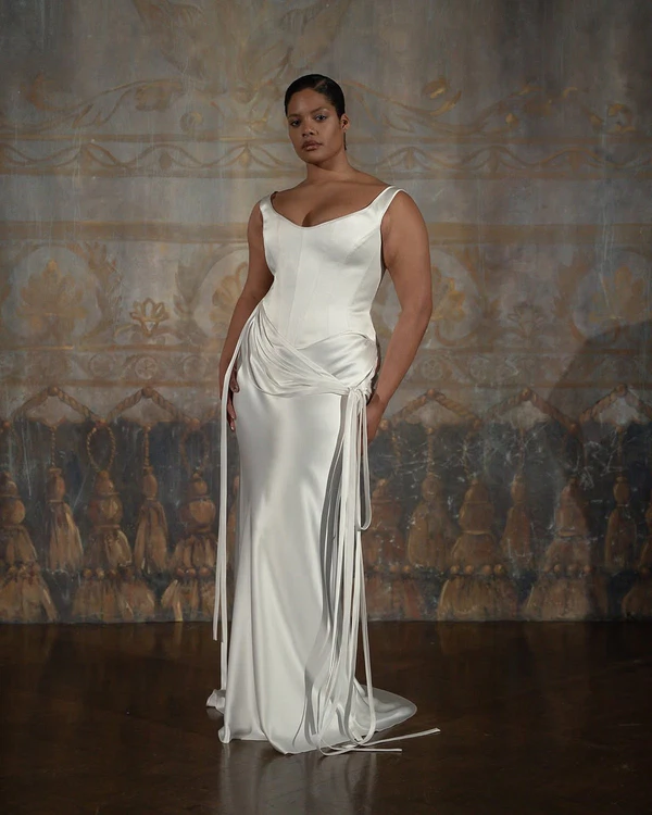 <a href="https://www.instagram.com/p/DW9k358j-Nx/?img_index=1">ALEXANDRA GRECCO Gown</a>, POA