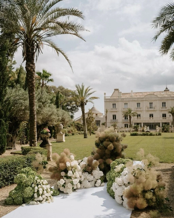 Celebrating Pride: Our Favorite LGBTQIA+ Weddings