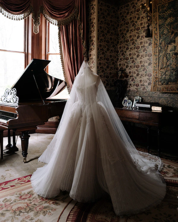 Real Wedding: Leah & Ryan