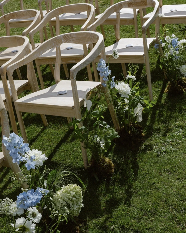 A Romantic Wedding at a Timeless English Countryside Estate