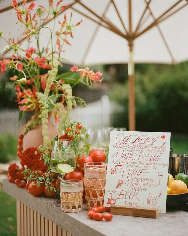 30 Unique Bar Sign Ideas to Elevate Your Wedding Design — photo 2