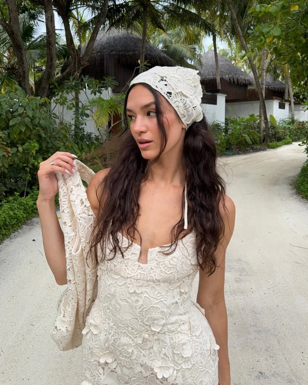 11 Newly-Engaged Influencers to Follow for It-Girl Bridal & Wedding Inspiration