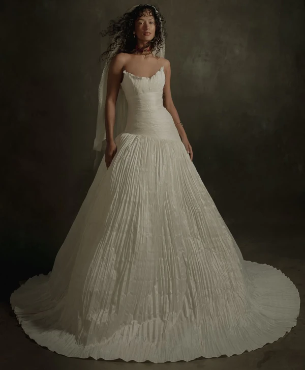 <a href="https://www.instagram.com/p/DXPOYZBgE3j/?hl=en">Odylyne the Ceremony</a>