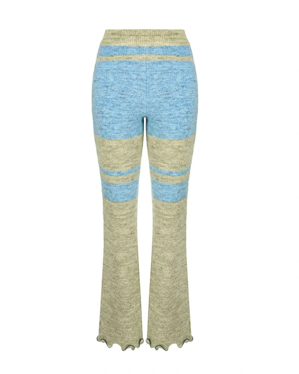 20 Cozy Knitwear Pieces to Keep You Warm