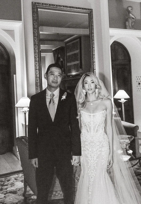 A Dreamlike Siren-Inspired Wedding With Oceanic Details in California