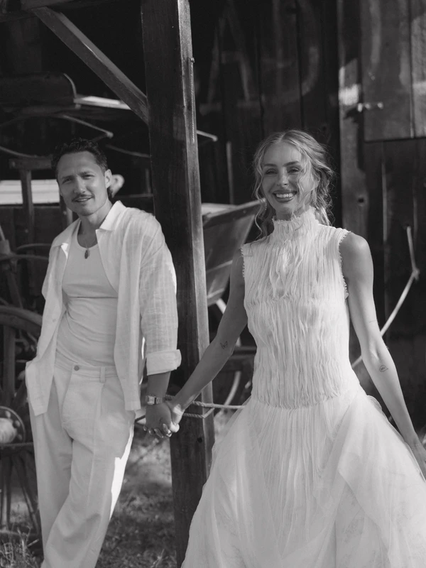 Influencer Jade Mitchell-Clyde's Chic Black-Tie Wedding in California's Gold Country