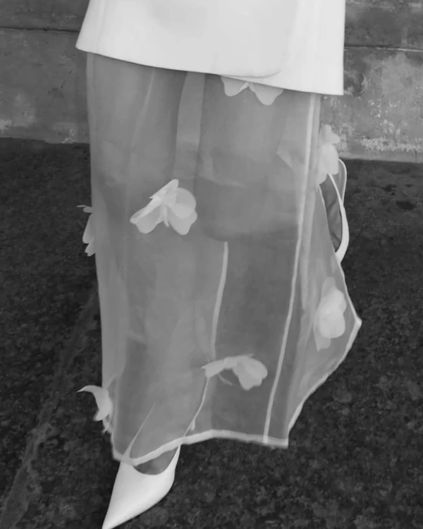 35 Chic Bridal Looks for Your Civil, Courthouse or City Hall Wedding