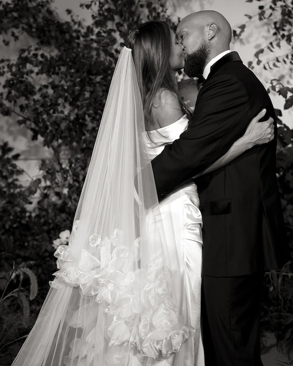 An Elegant Vintage-Style Wedding in a Historic Mansion