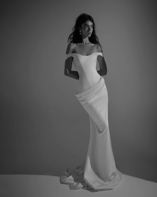 30 Breathtaking Bridal Dresses Perfect for a Wedding in Spain