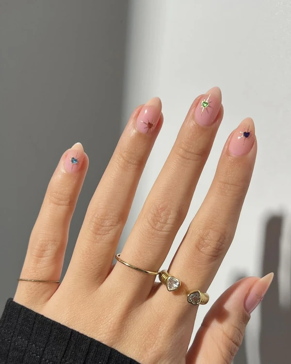 30 Trendy Valentine's Day Nail Designs to Try in 2025