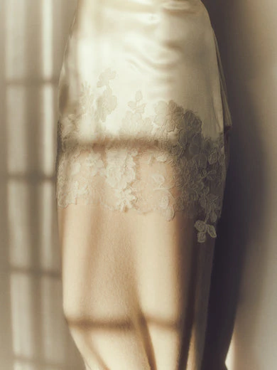 Best Wedding Dress Styles for Hourglass Body