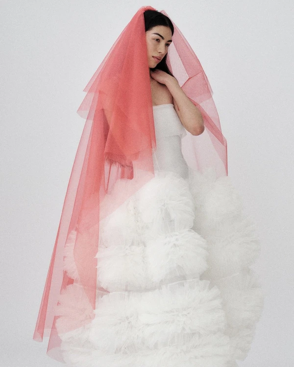 15 of Our Favorite Veil Brands