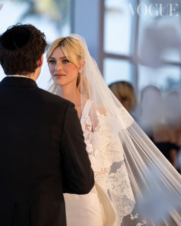 Inside Brooklyn Beckham and Nicola Peltz Wedding