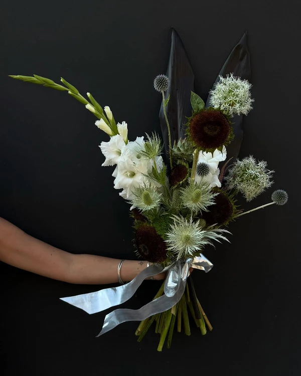 <a href="https://www.instagram.com/p/Da0VLvvMXgq/">Midi Flowers</a>
