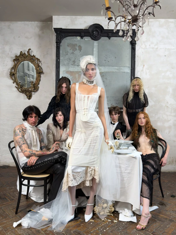 Dilara Findikoglu’s New Bridal Capsule Is Made for the After-Party — photo 1
