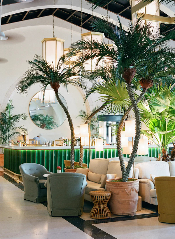 Four Seasons Hotel at The Surf Club, Surfside, wedding venues in Florida, USA — photo 3