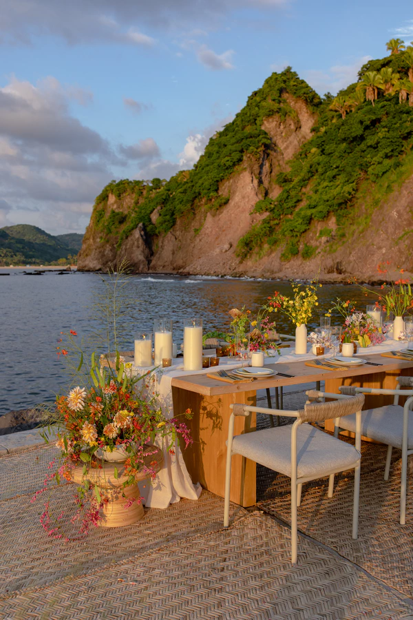 Stylish Beach Wedding Editorial