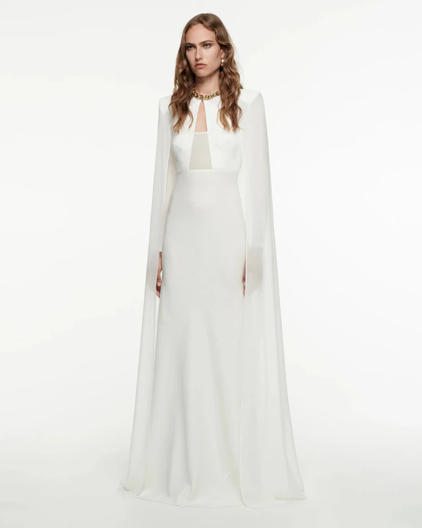 14 Stunning Dresses to Inspire Winter Brides