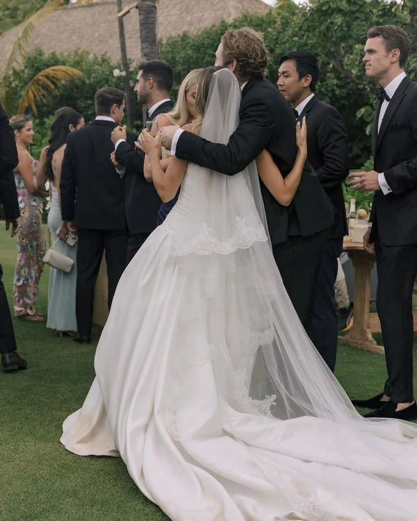 A Tropical Black-Tie Beach Wedding Weekend in Hawaii