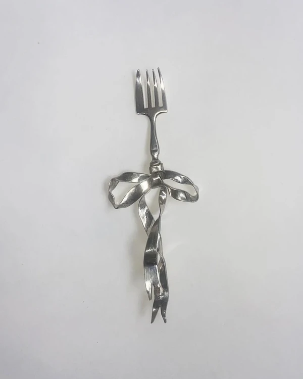30 Artisanal Flatware Ideas to Inspire Your Tablescape