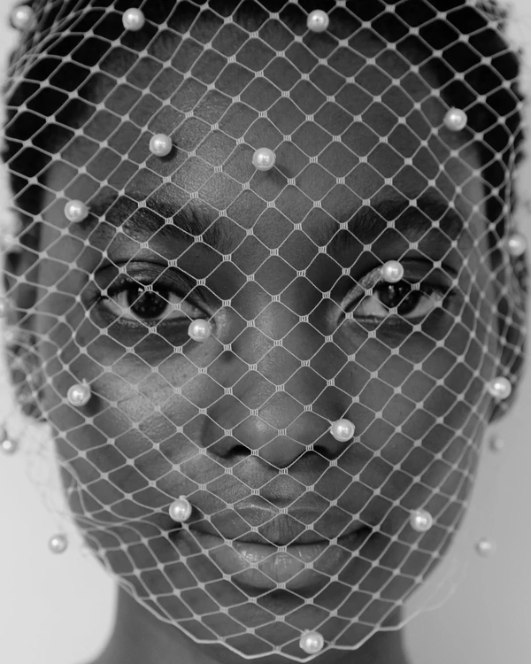 15 of Our Favorite Veil Brands