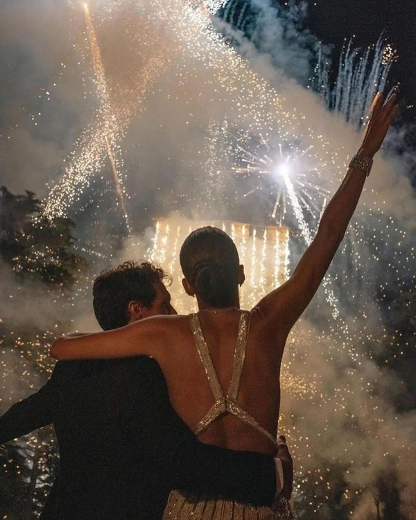 7 Unique Ways to Celebrate New Year's Eve as a Couple — photo 1
