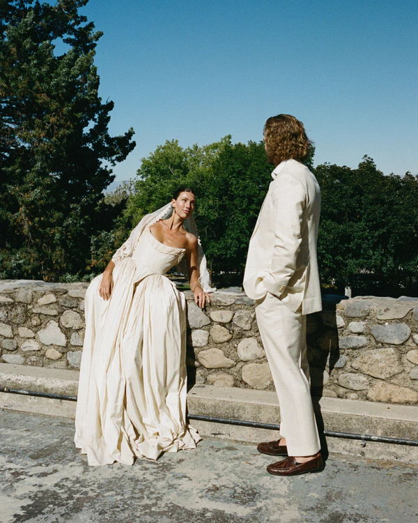 Photography: <a href="https://www.instagram.com/p/DZ5vXa3FrNV/?img_index=1">Sidney Smith Photo</a>