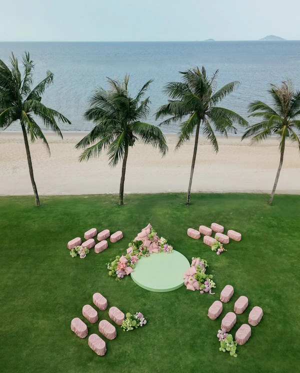 <a href="https://www.instagram.com/theflab.weddingplanner/p/DZymAc9GRS4/?img_index=2"></a><a href="https://www.instagram.com/theflab.weddingplanner/p/DZymAc9GRS4/?img_index=2"></a><a href="https://www.instagram.com/theflab.weddingplanner/p/DZymAc9GRS4/?img_index=2">The F Lab</a>, Photography: <a href="https://www.instagram.com/thekt.studio/">The KT Studio</a>