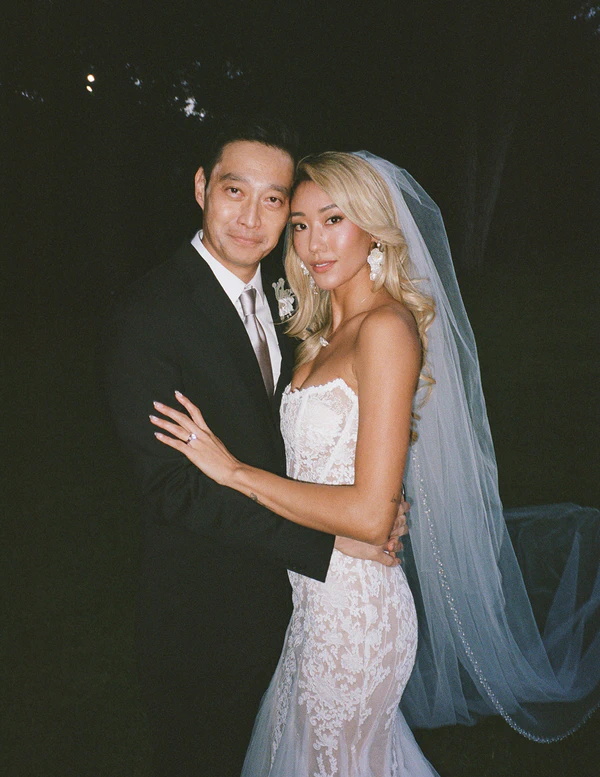 A Dreamlike Siren-Inspired Wedding With Oceanic Details in California
