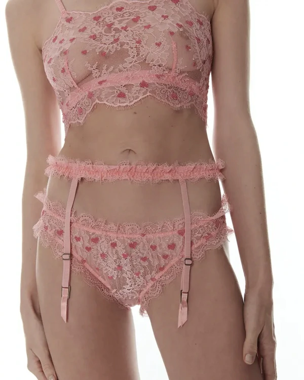 Lingerie Sets to Set the Mood for Valentine’s Day