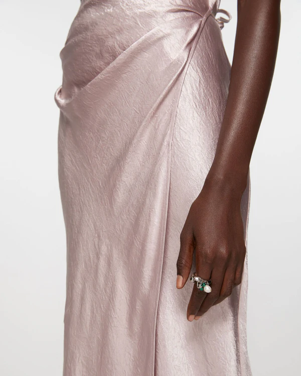 Accessory Inspiration for Your 2024 New Year's Eve Look