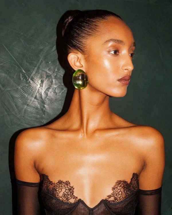 60 Fresh Updo Ideas for the Fashion Bride