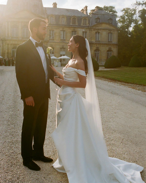 An Intimate Parisian Wedding Amidst an Elegant Château Garden