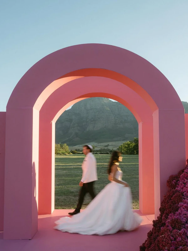 <a href="https://www.instagram.com/annamarcelle_wed/">Anna Marcelle Weddings</a>, Photography: <a href="https://www.instagram.com/krust_photo/">Krust Photo</a>