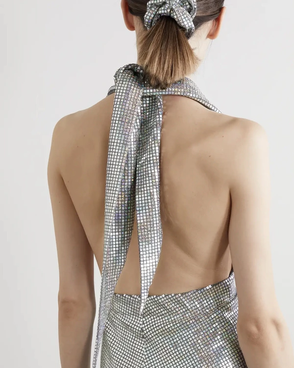 10 Stunning Silver Wedding Dresses