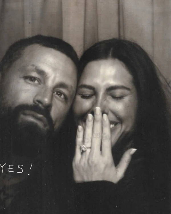 8 Fun, Stylish & Creative Engagement Announcement Ideas