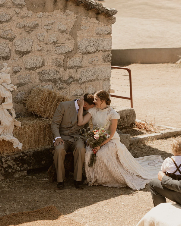 A Playful & Artistic Rural Wedding in Countryside of Madrid