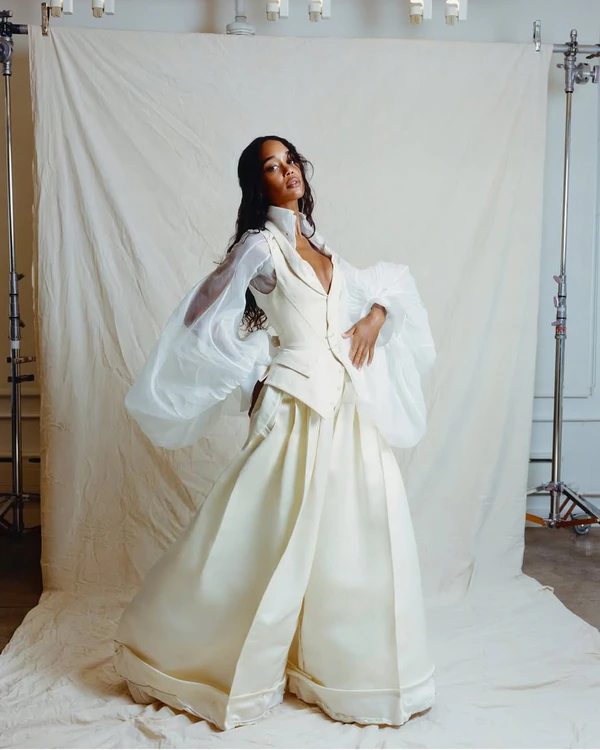 10 Ways to Style-Up Your Wedding Dress from Ceremony to Reception