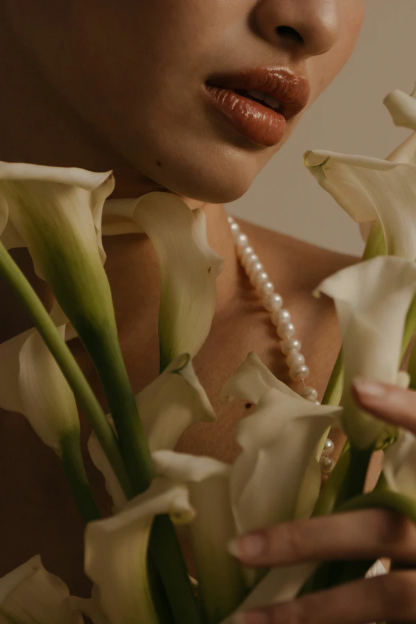 A Symphony of Silk, Light and Blooms