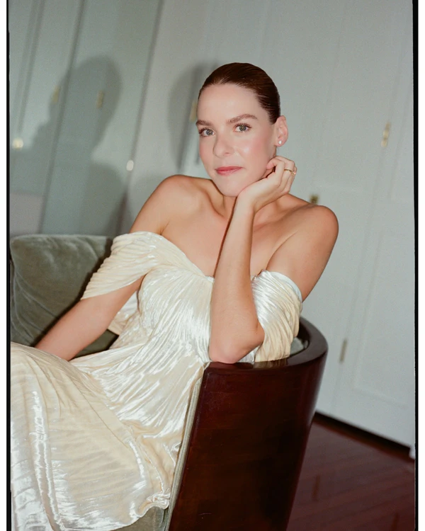<a href="https://www.instagram.com/teneillesorg">Teneille Sorgiovanni</a>, Photography: <a href="https://www.instagram.com/p/DXgR34qmZuK/?img_index=1">Weddings by Blake Heywood</a>