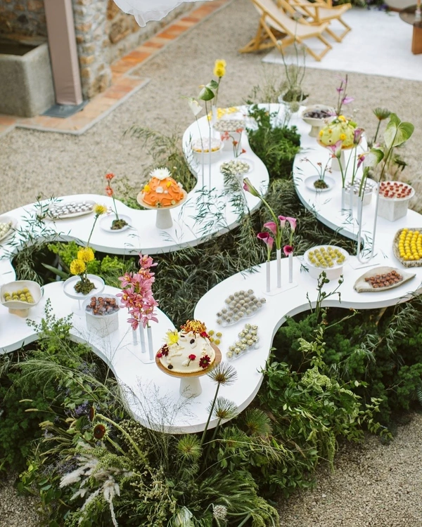 40 Creative Reception Table Layouts for Every Wedding Style