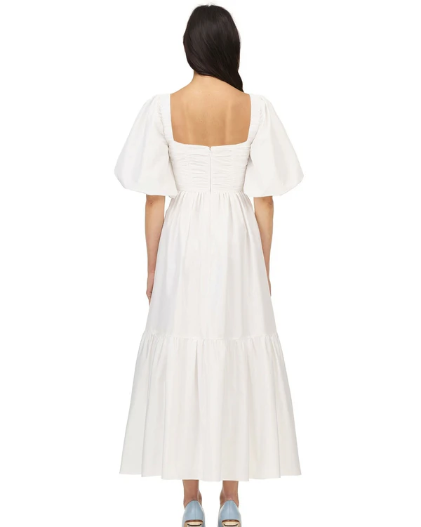 21 Maternity Dresses for Brides