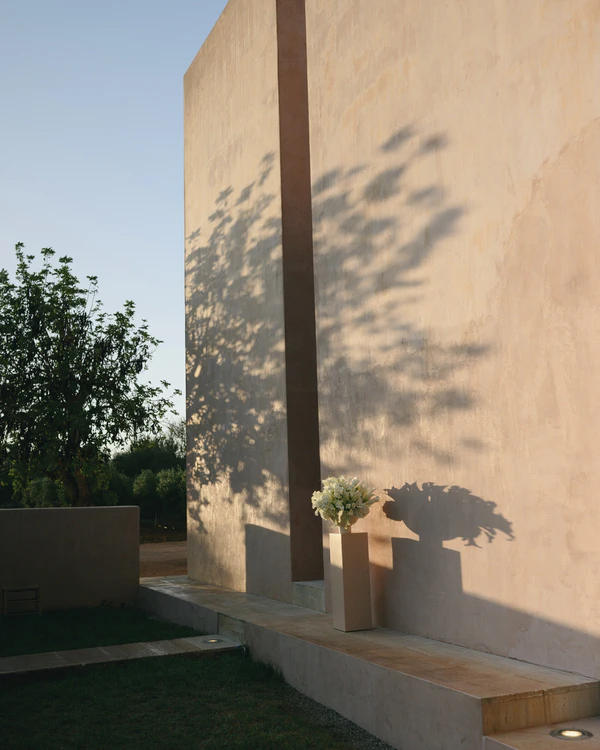 A Designer's Chicly Curated Wedding at Neuendorf House in Mallorca