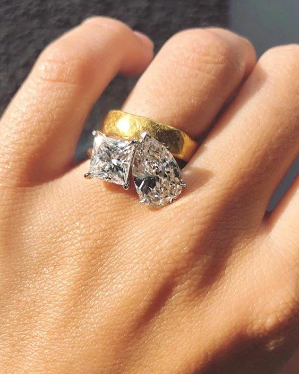 Сelebrity Engagement Rings That We Fell in Love With
