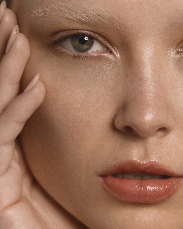 Essential Tips for Sweat-Proof Summer Makeup