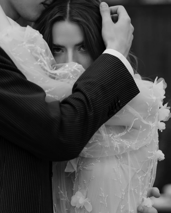 Weddings in the UK and Belarus: about formats and couples